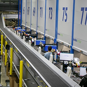 Vertical Lift Modules in the Mouser Distribution Center